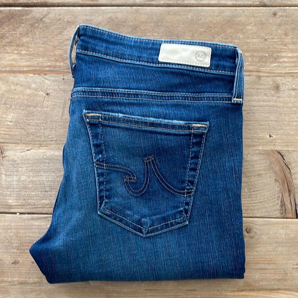 AG Jeans “The Stilt” Cigarette Leg - size 26R